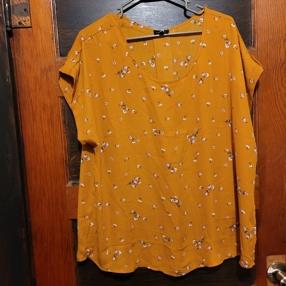 Yellow shirt 2xl